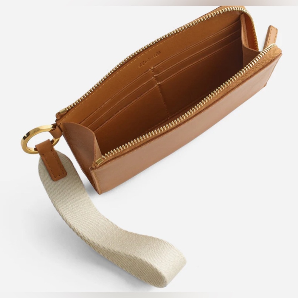 NWOT Madewell The Essential Zip Clutch - Picture 2 of 6